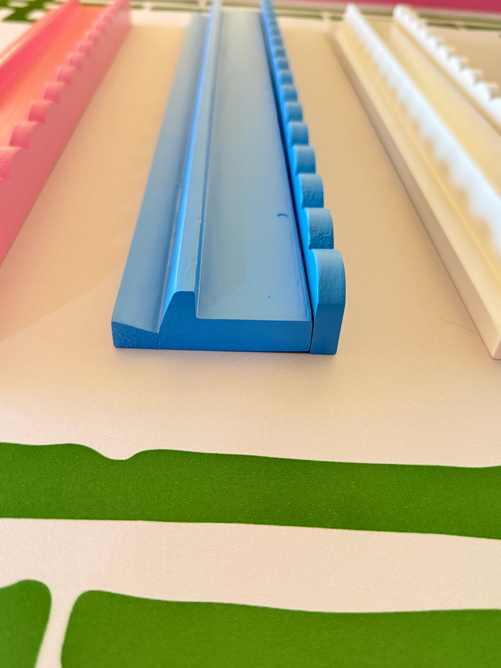20" Luxury Wood Mahjong Racks with Magnetic Scalloped Pushers