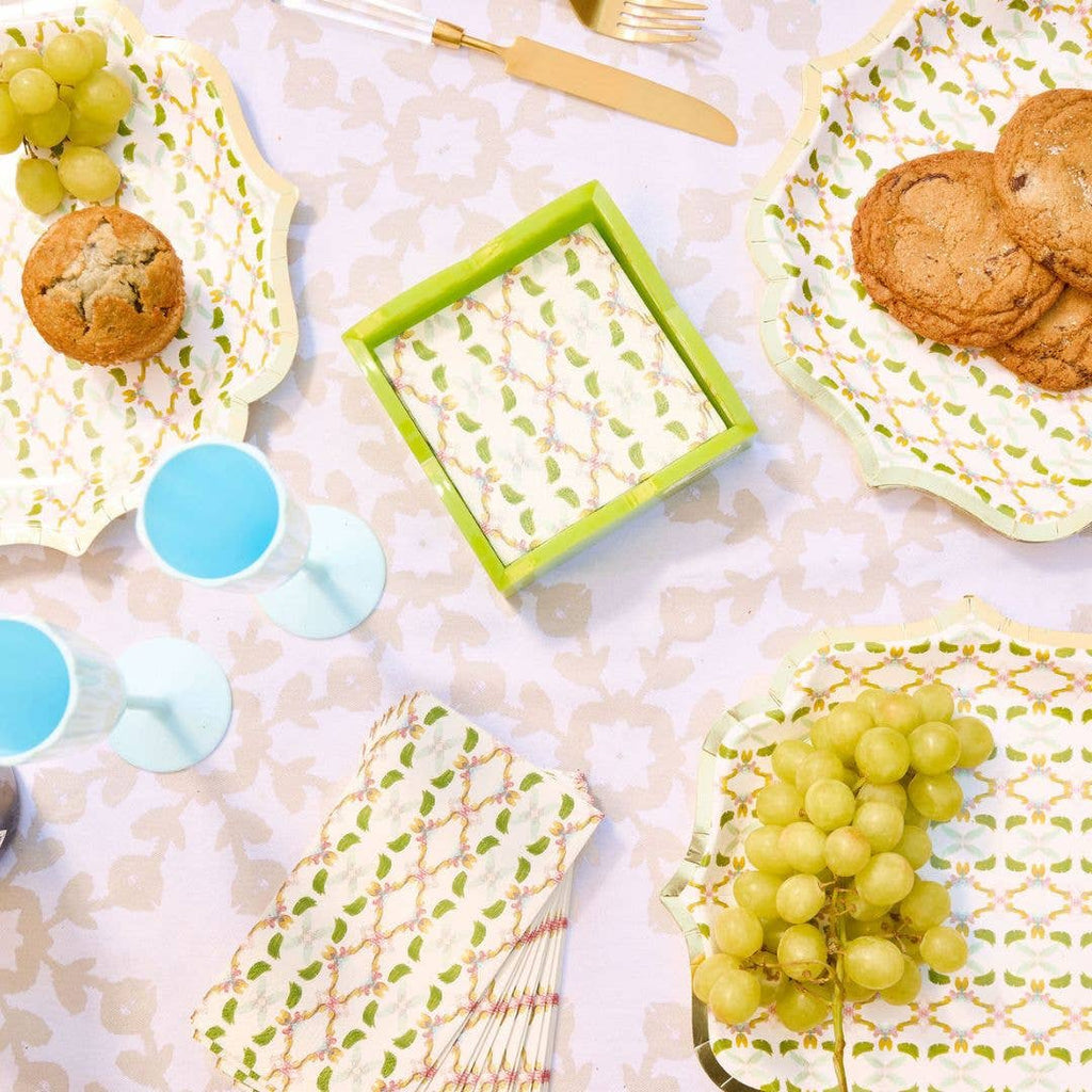 Acrylic Scalloped Cocktail Napkin Holder - Glossy Green