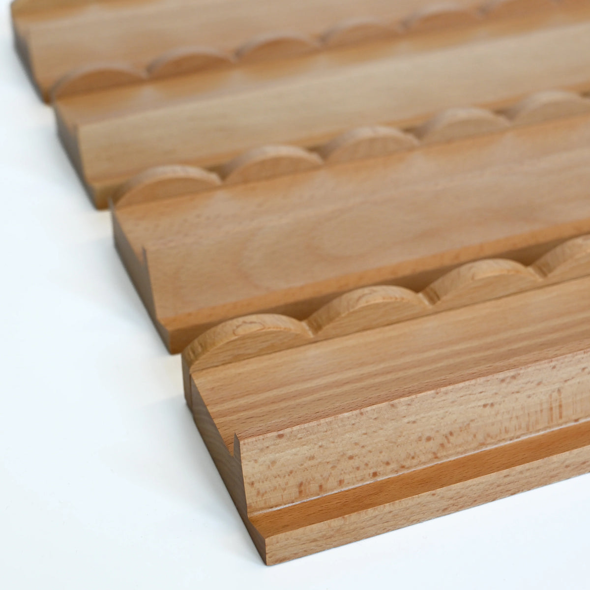 20" Luxury BeachWood Mahjong Racks with Magnetic Scalloped Pushers