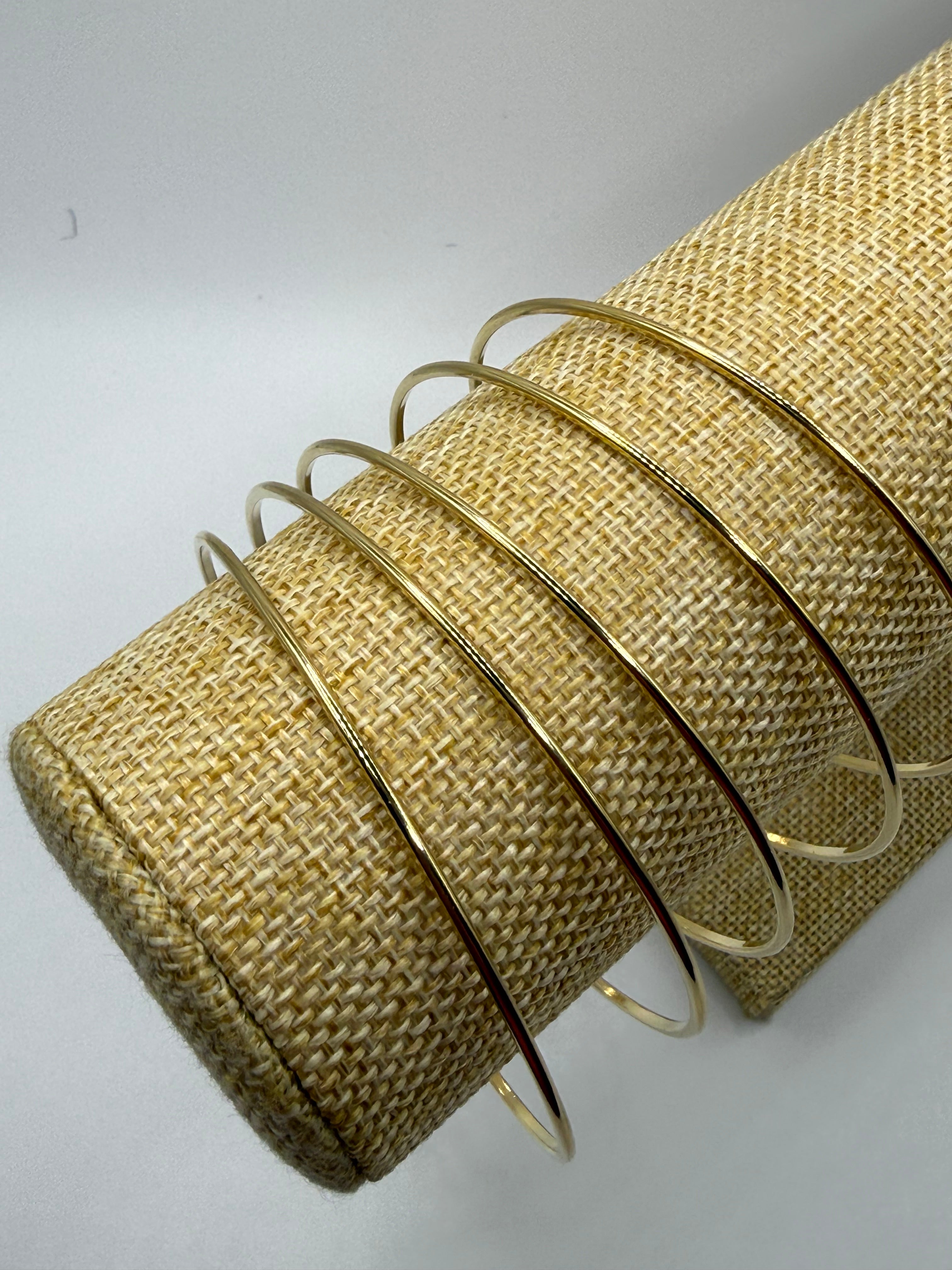 The Classic - 18k Gold Filled Bangle Bracelet